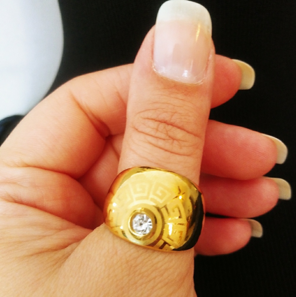 Seel ring Size 9